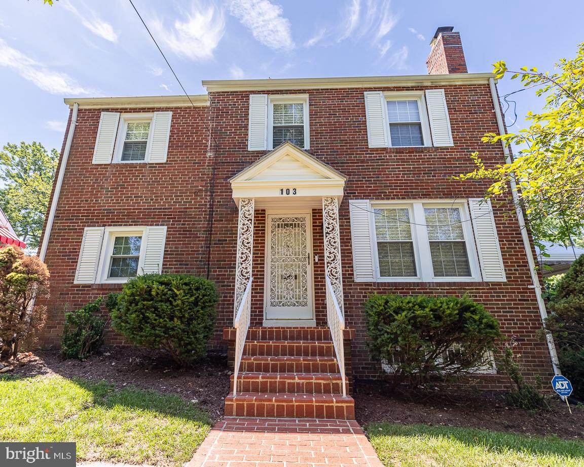 103 RITTENHOUSE STREET NE