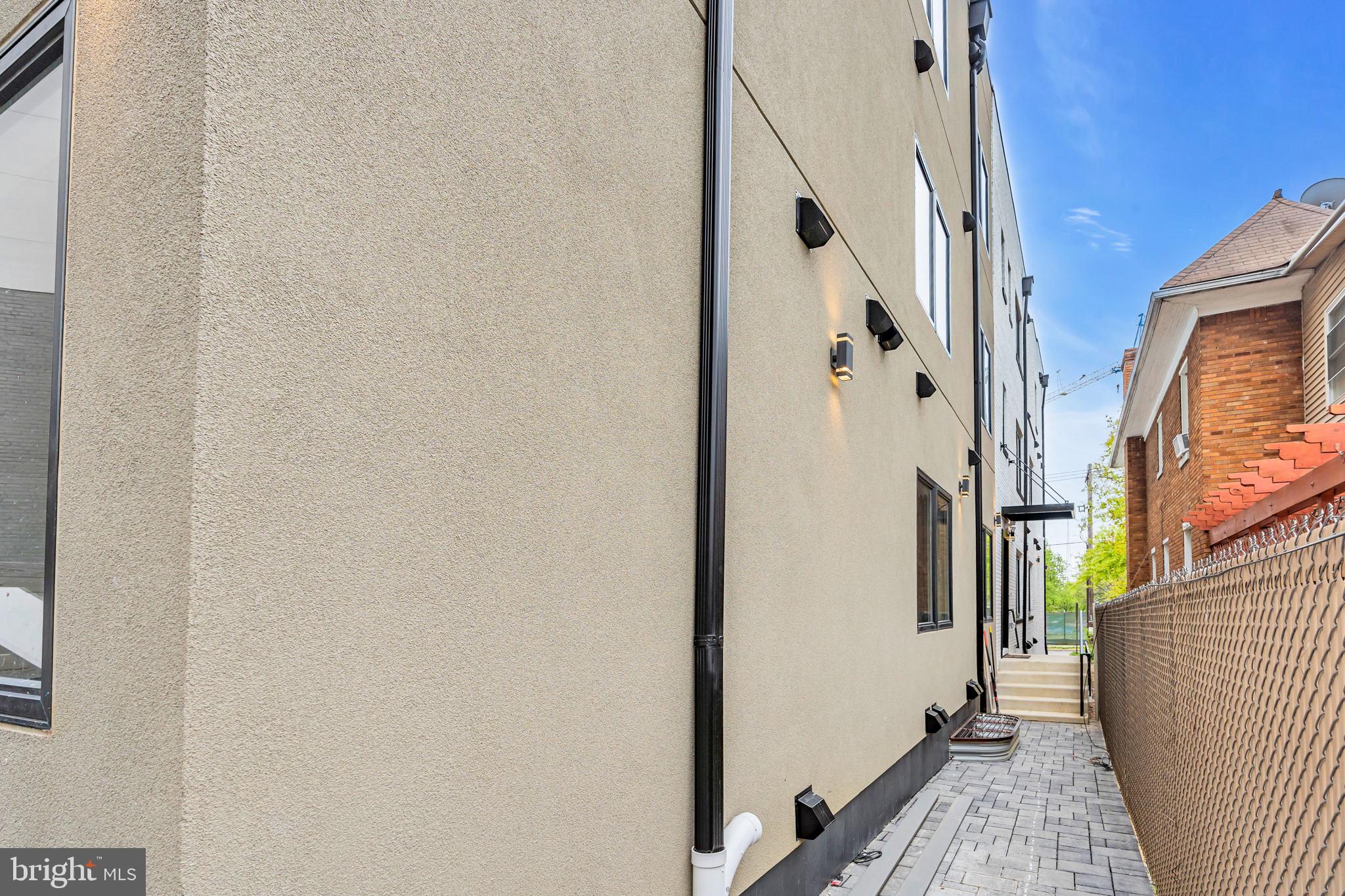 1103 FERN STREET NW 304