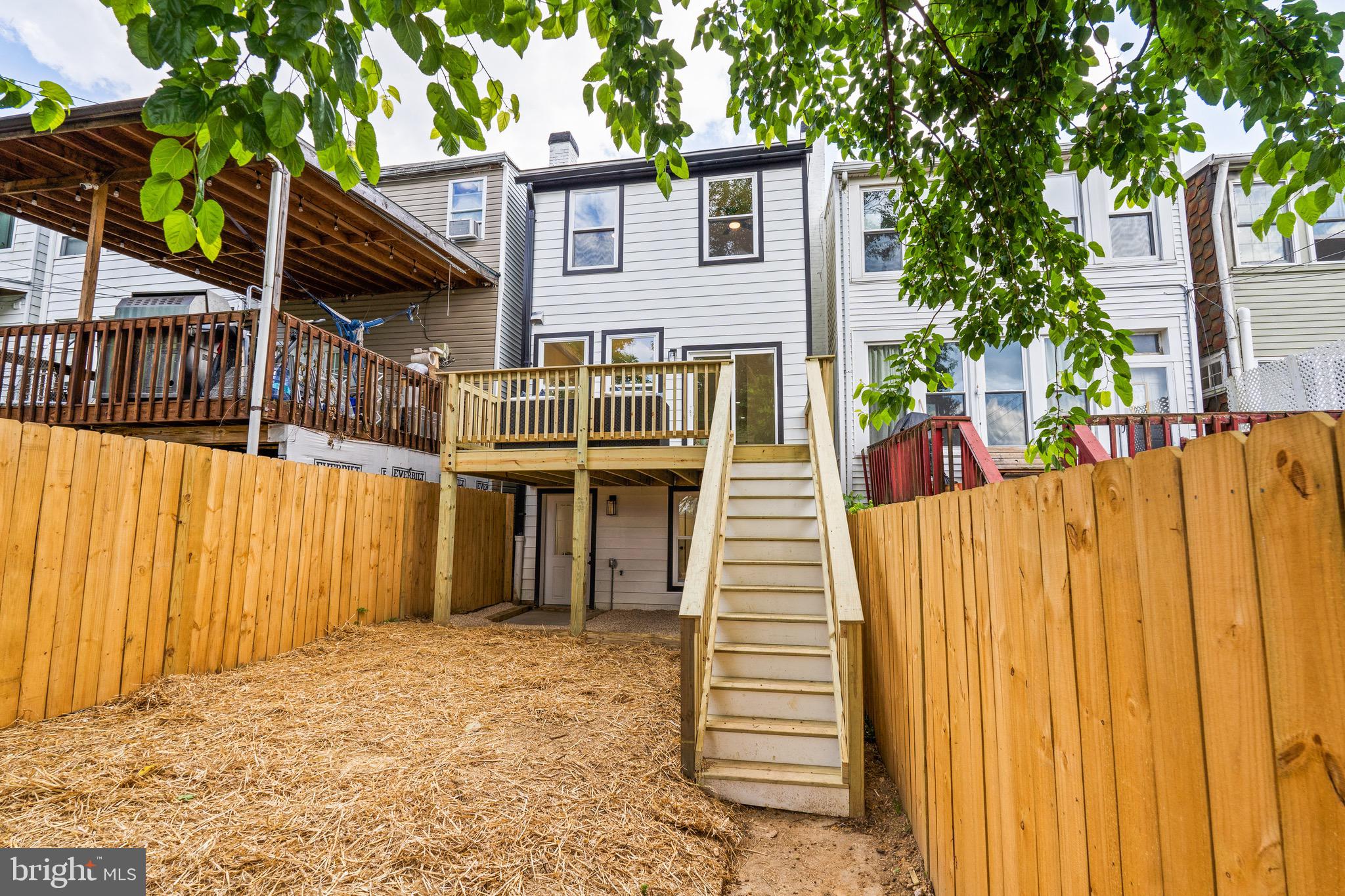 431 BUCHANAN STREET NW