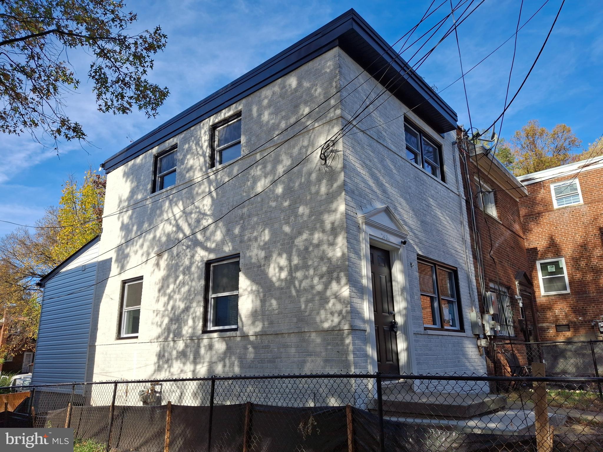2431 15TH PLACE SE