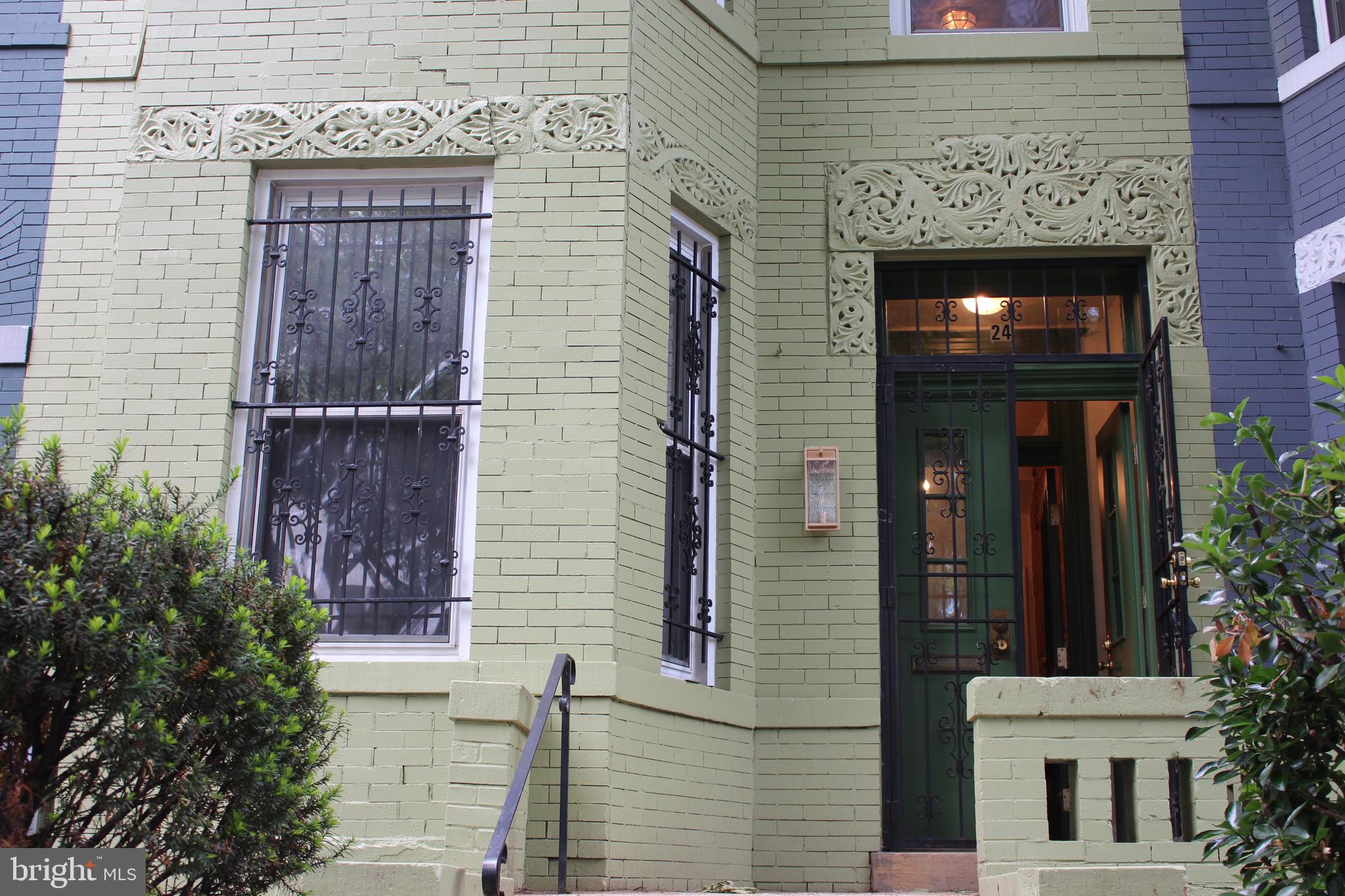 24 RHODE ISLAND AVENUE NW