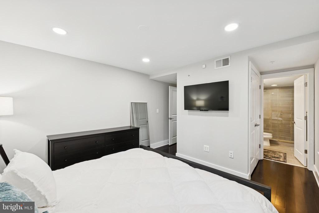 1814 N CAPITOL STREET NW 103