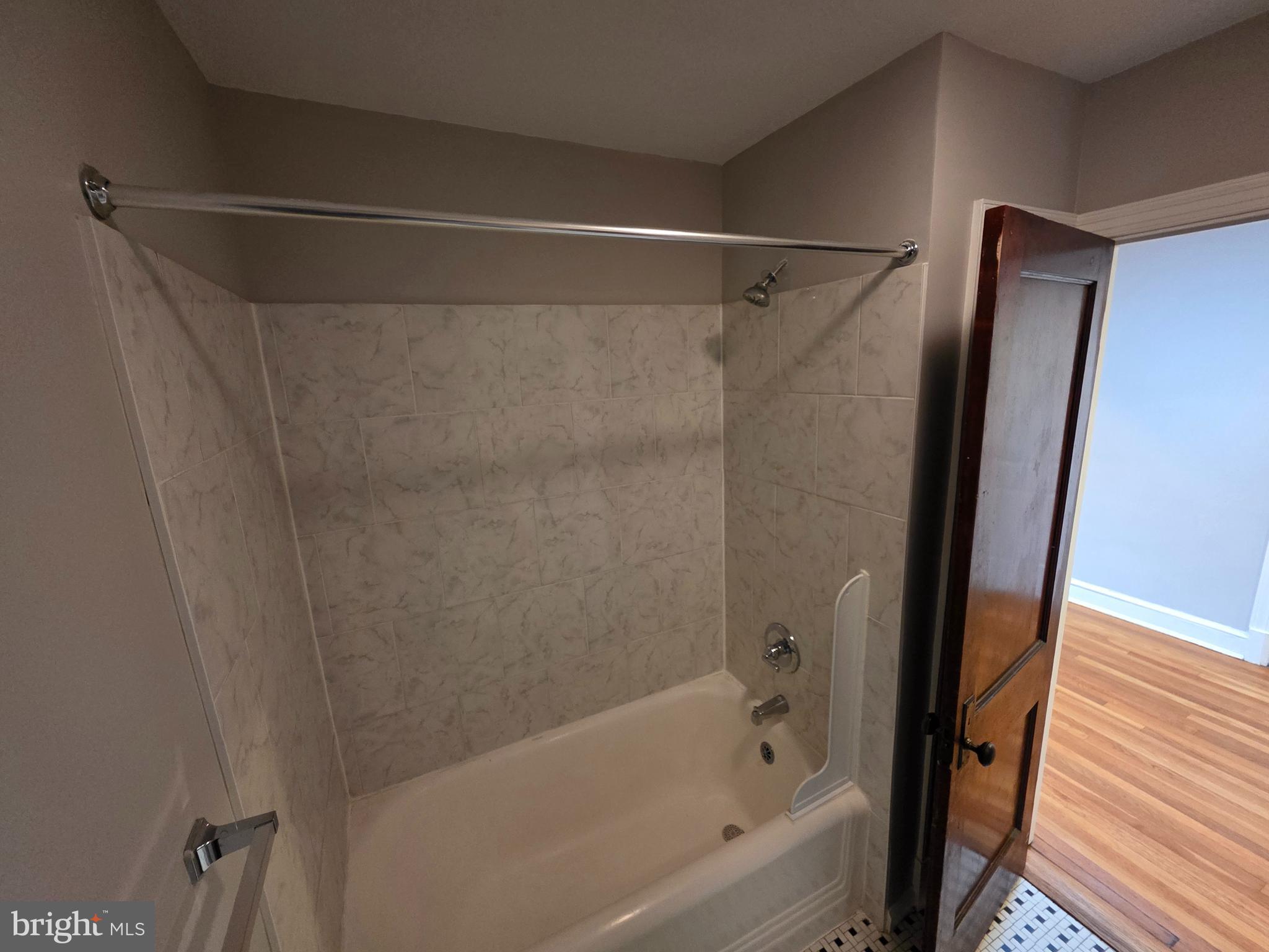 4708 3RD PLACE NW 4