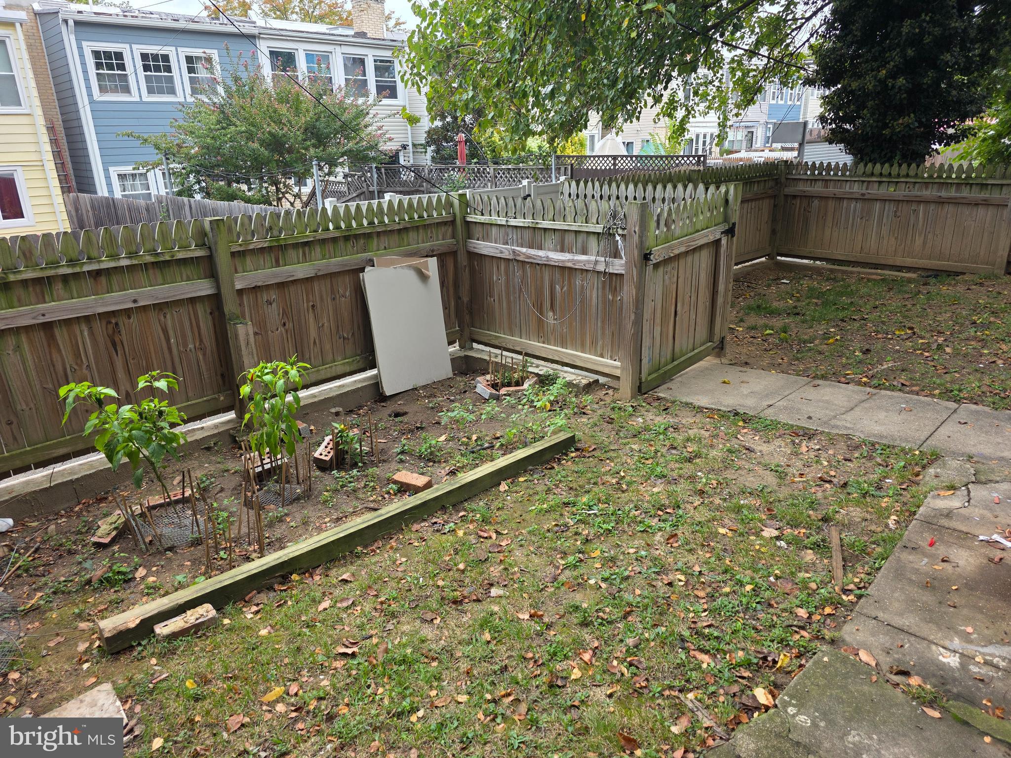 4708 3RD PLACE NW 4