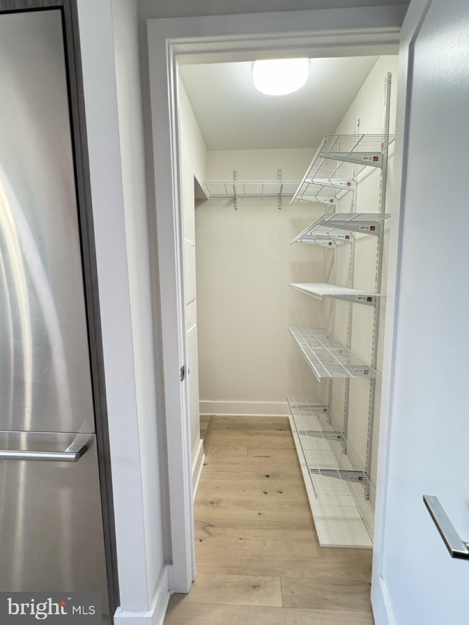 1211 VAN STREET SE TH-1H