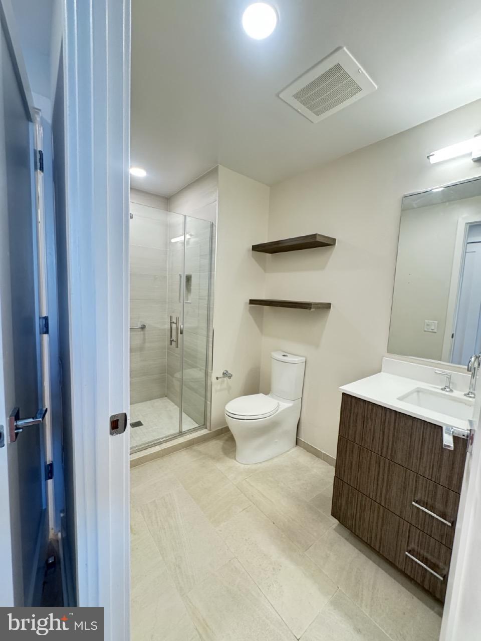 1211 VAN STREET SE TH-1H
