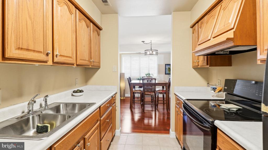 3162 APPLE ROAD NE Unit: 18