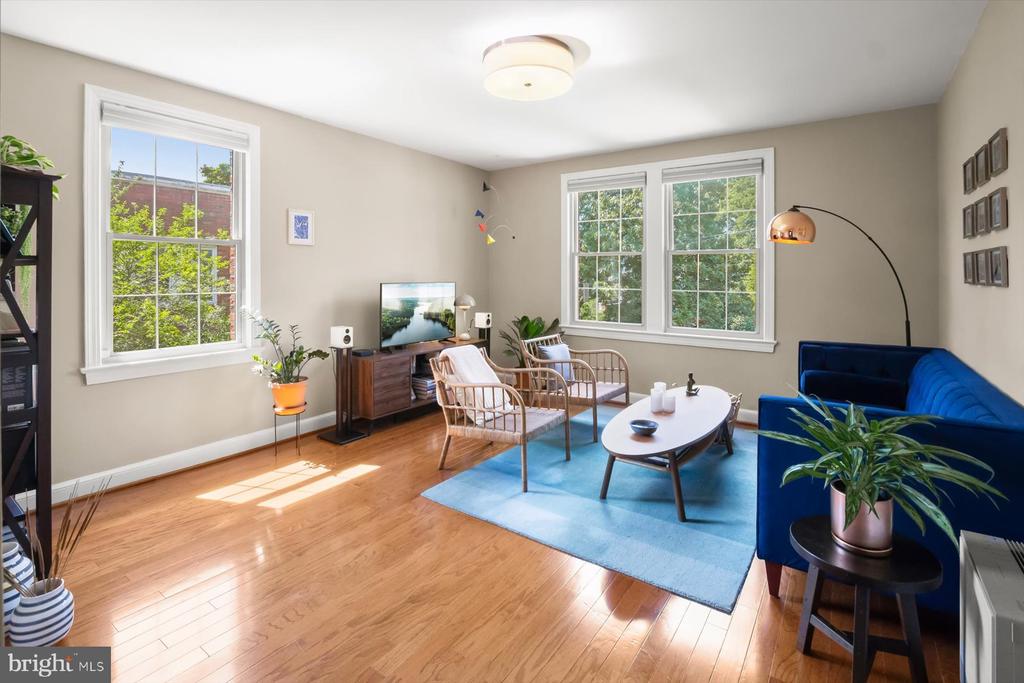 304 ASPEN STREET NW Unit: 204