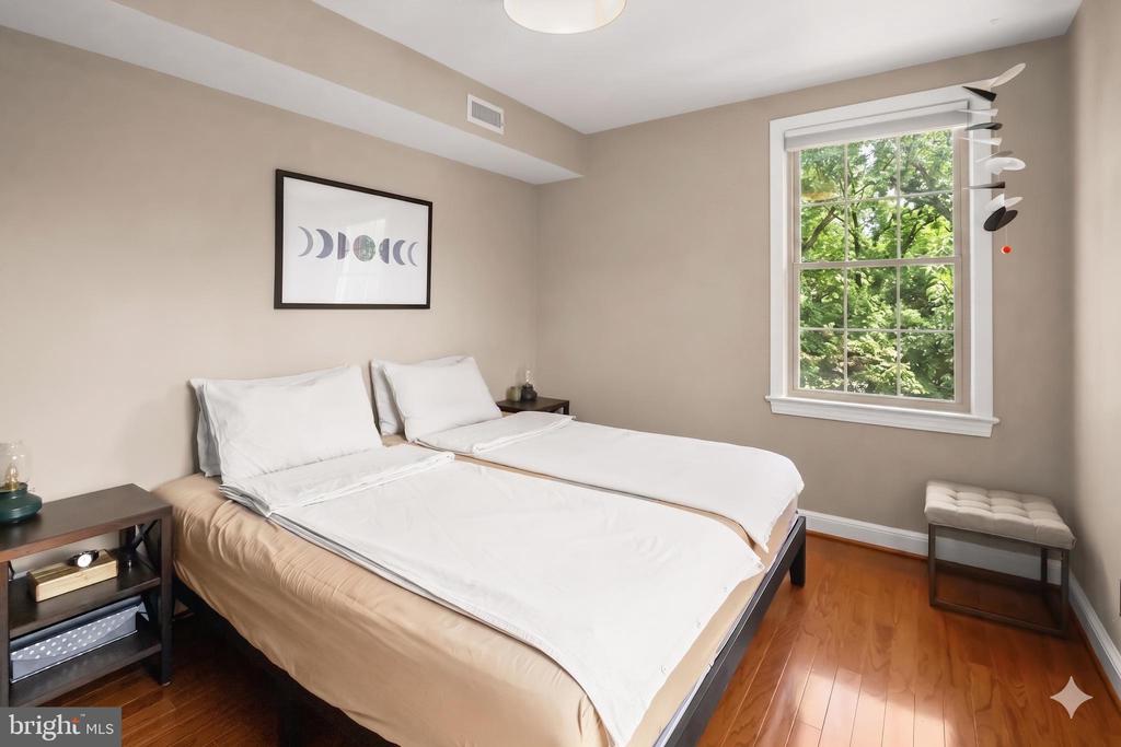304 ASPEN STREET NW Unit: 204