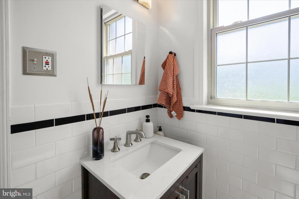 304 ASPEN STREET NW Unit: 204