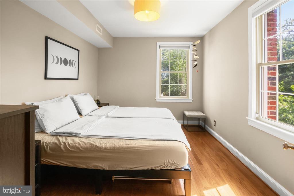 304 ASPEN STREET NW Unit: 204