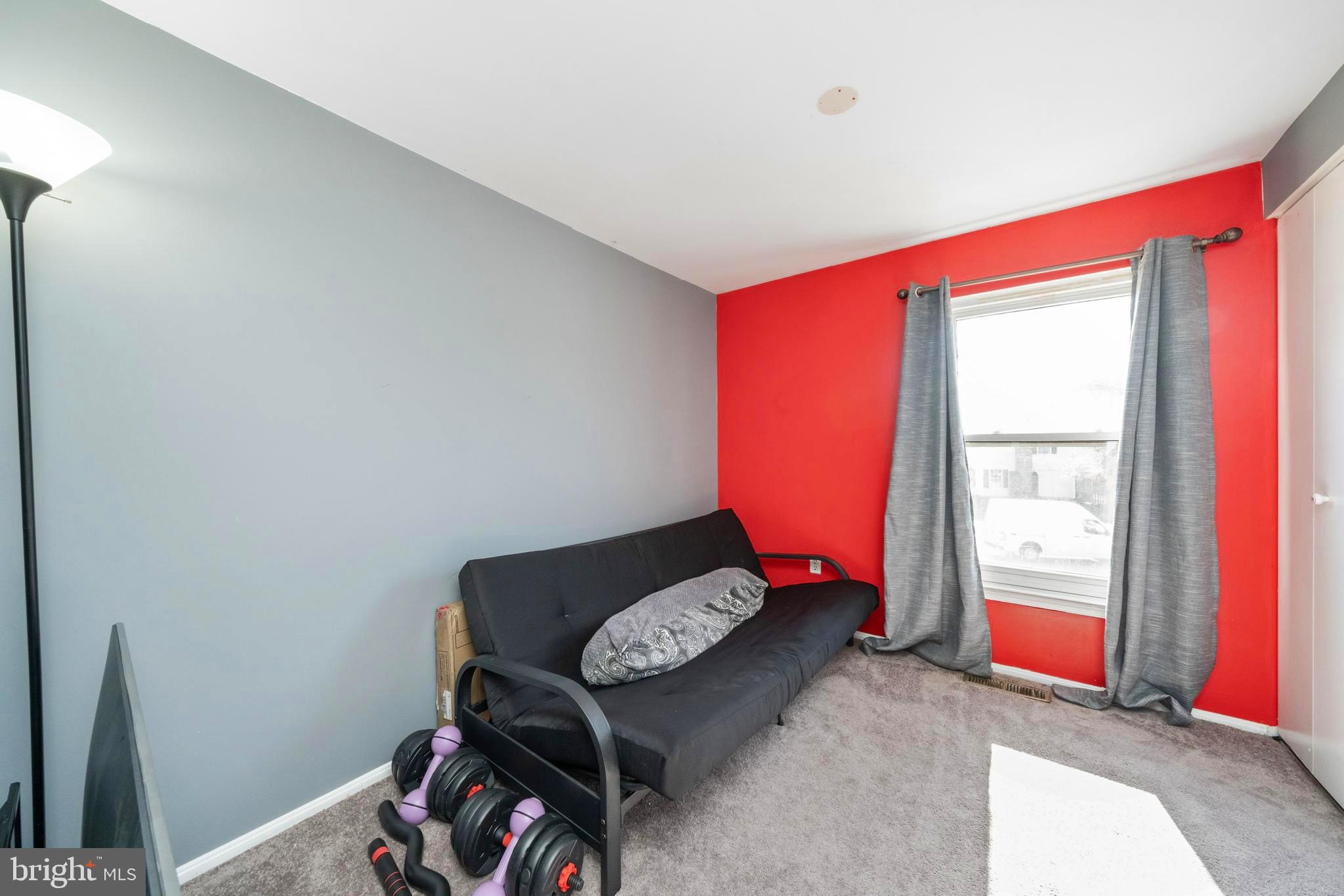 4811 UNDERWOOD COURT