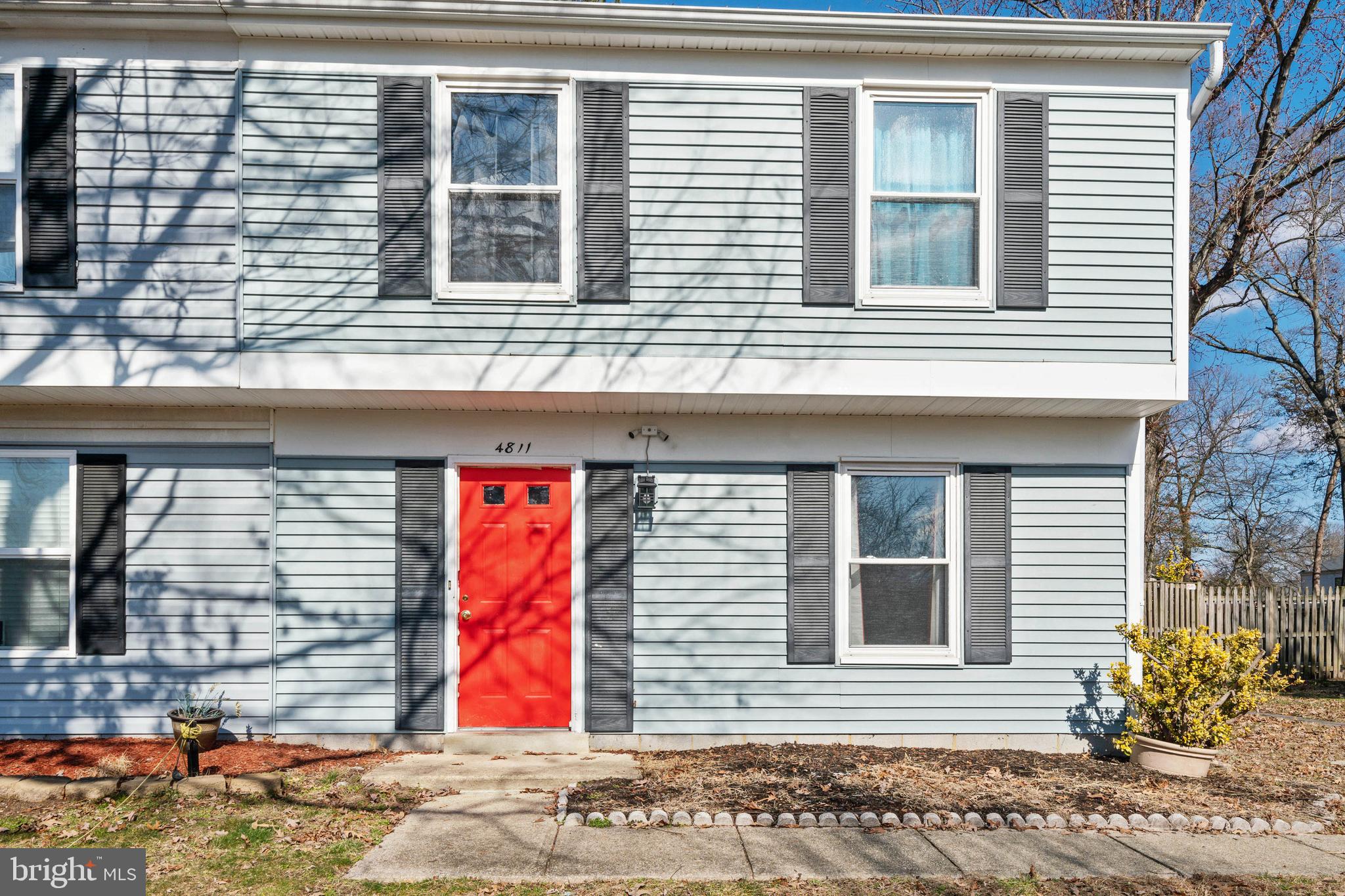 4811 UNDERWOOD COURT