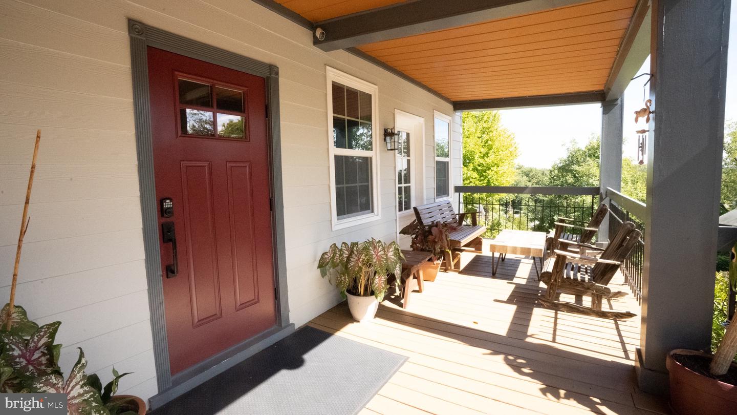 256 MANOR CIRCLE Unit: 101
