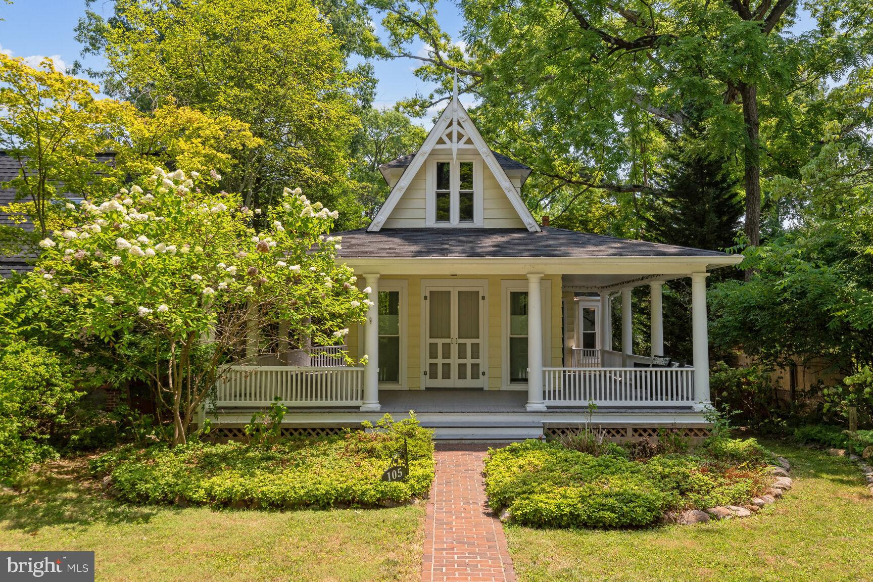 105 GROVE AVENUE