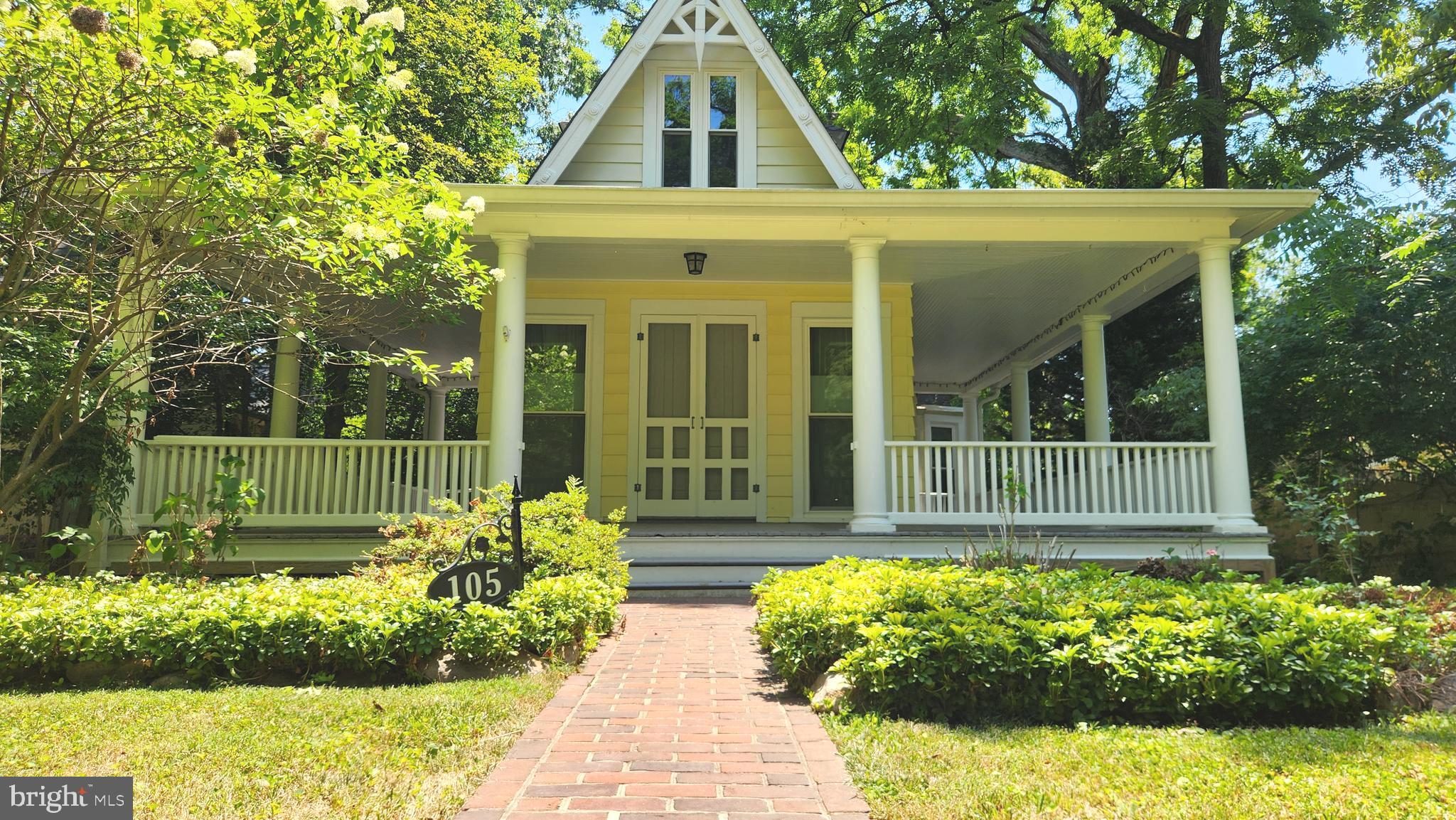 105 GROVE AVENUE