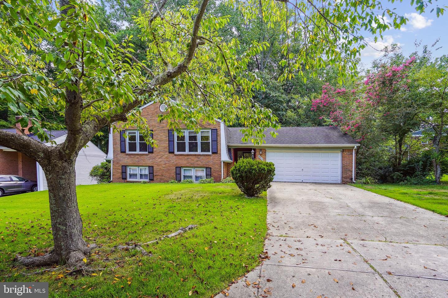 12217 WESTVIEW DRIVE