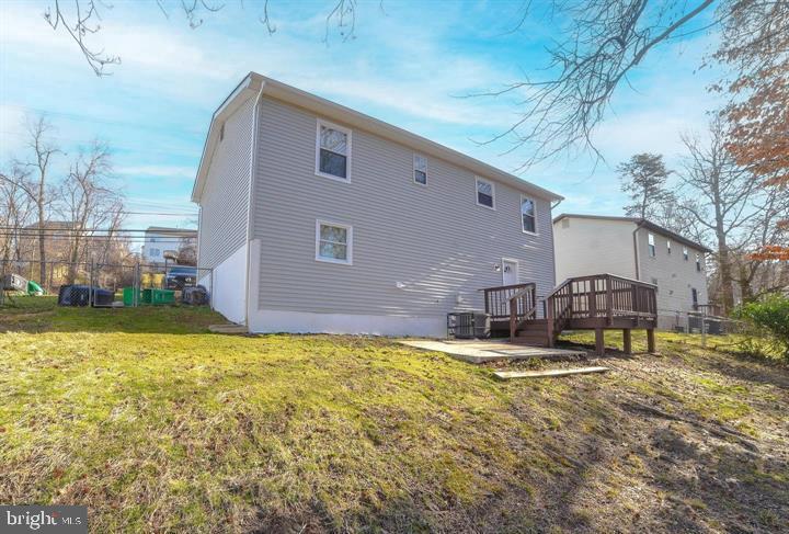 1016 HILL ROAD