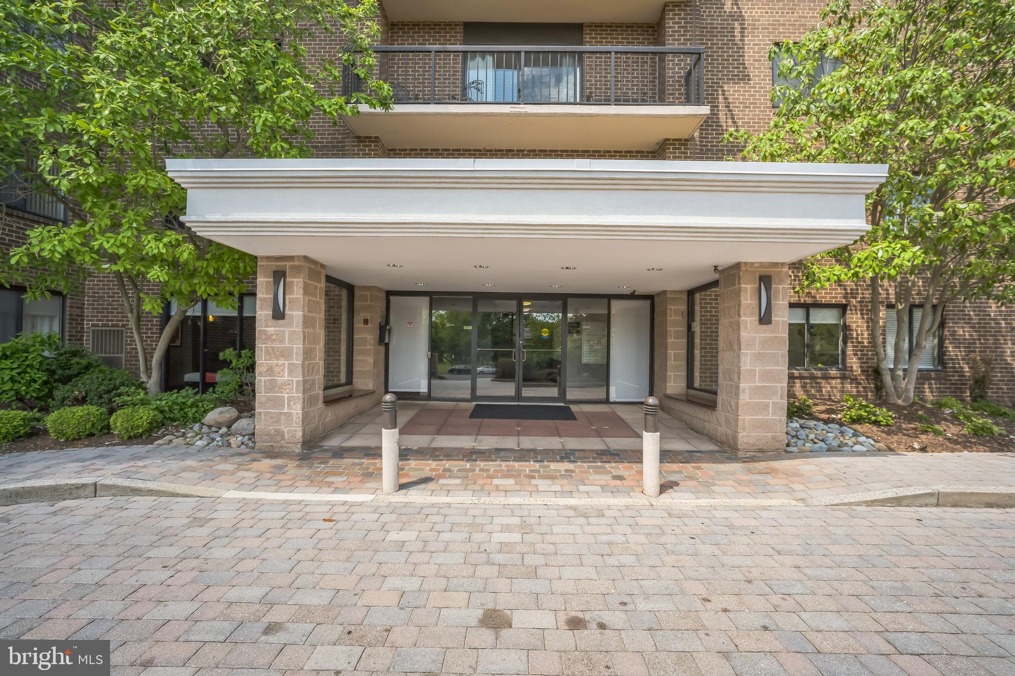 200 N PICKETT STREET 601
