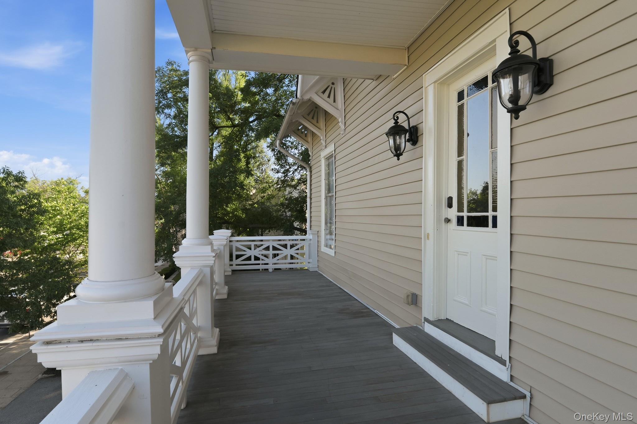 54 N Broadway Unit: 3