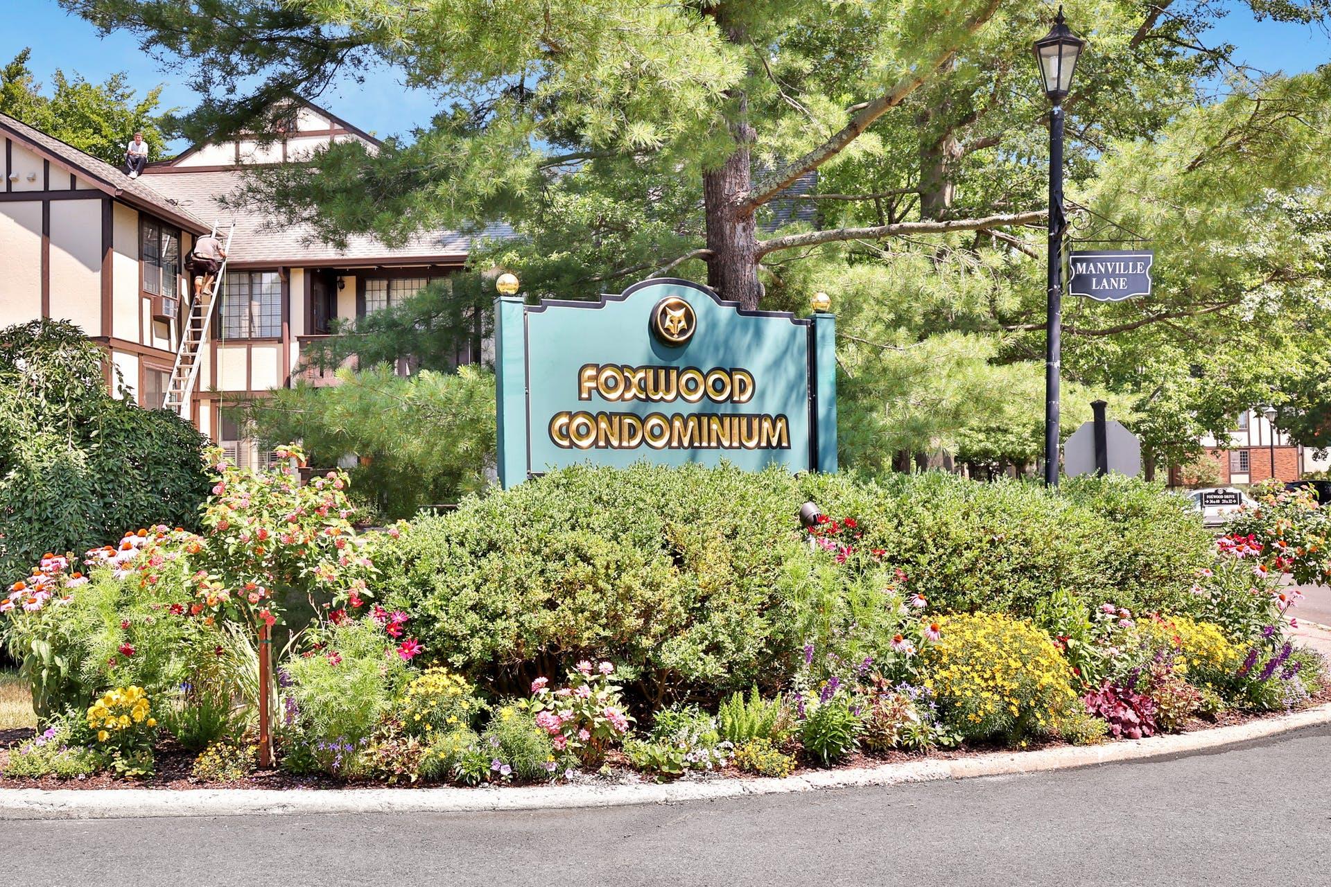 76 Foxwood Drive Unit: 4
