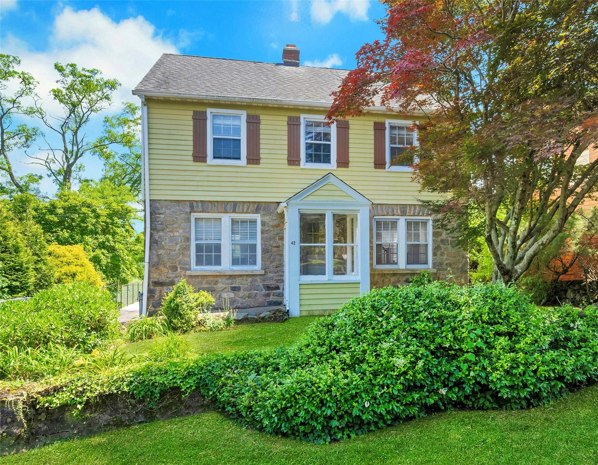 42 Deane Place