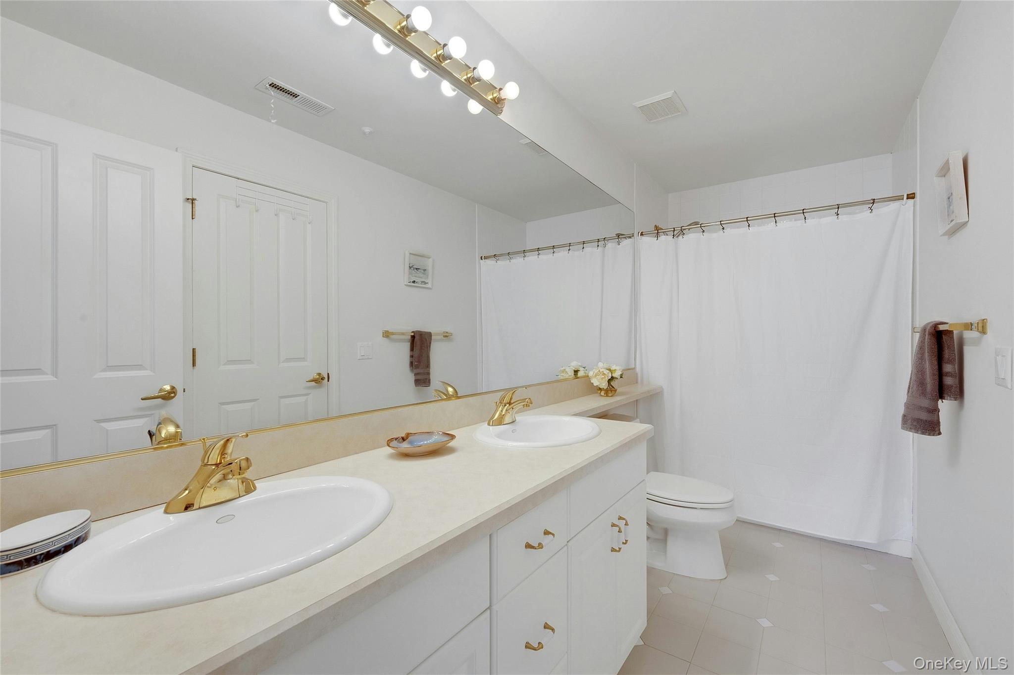 7 Winding Ridge Road