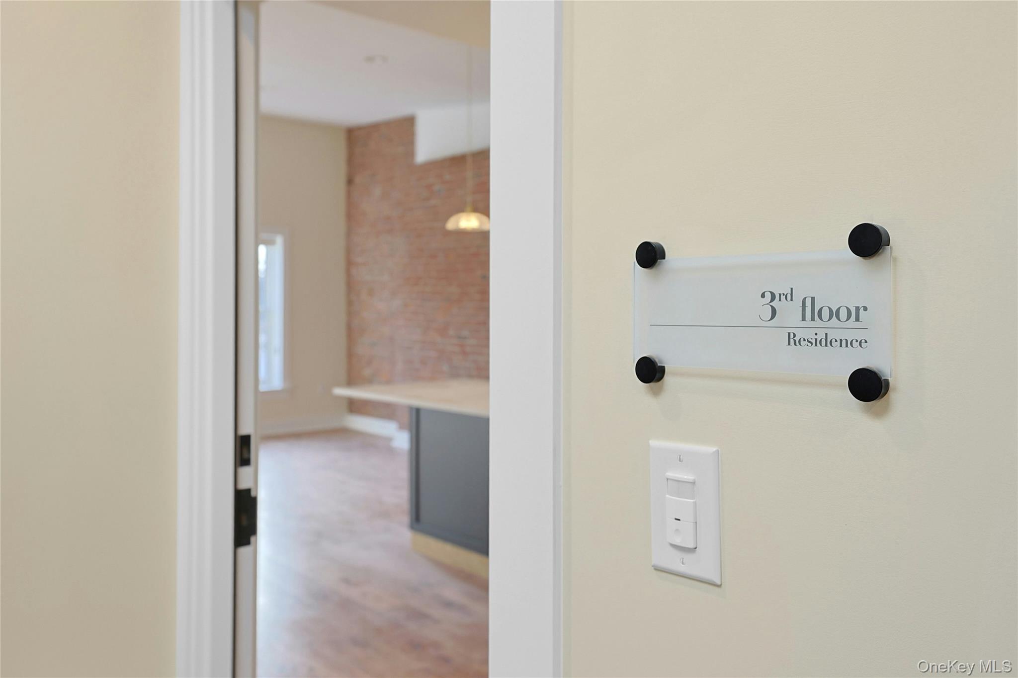 19 Main Street Unit: 3