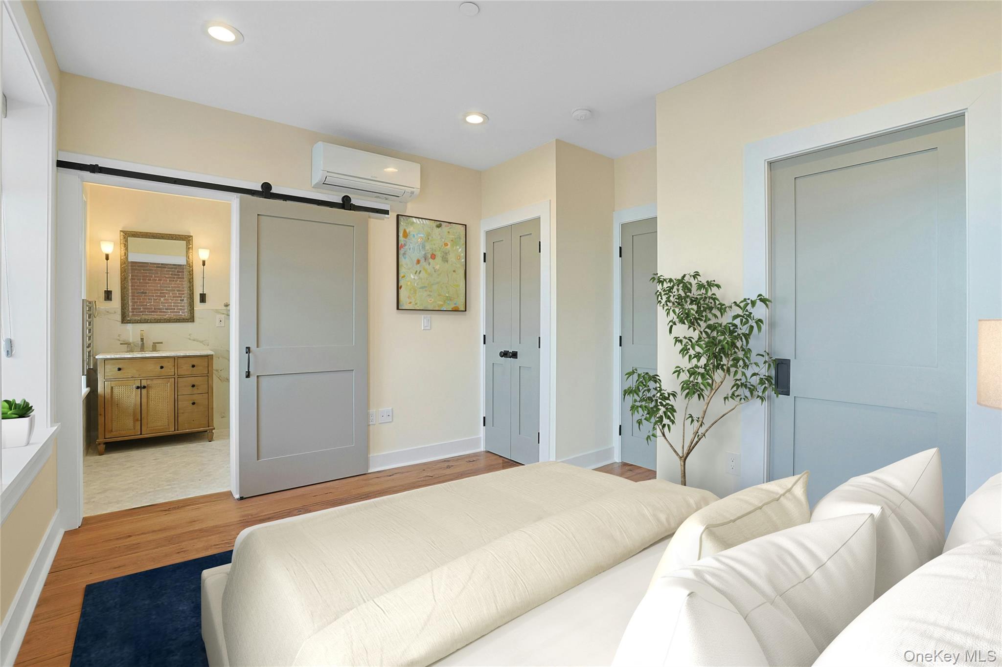 19 Main Street Unit: 2