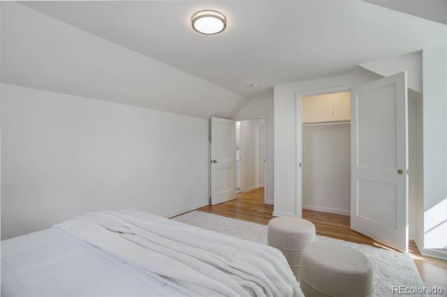 525 W Midway Boulevard