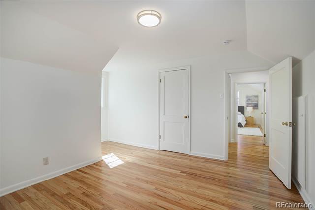 525 W Midway Boulevard