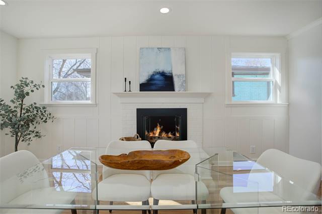 525 W Midway Boulevard