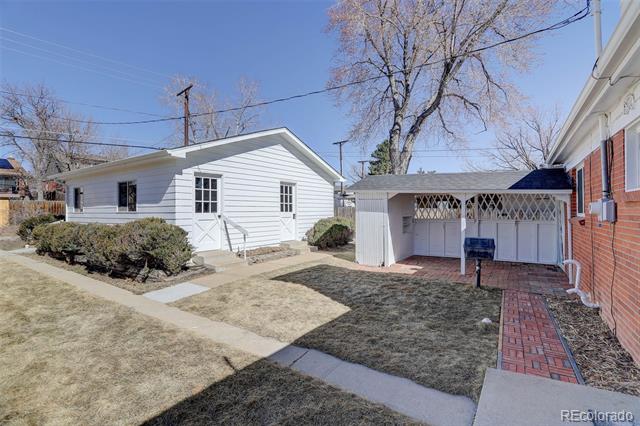 525 W Midway Boulevard