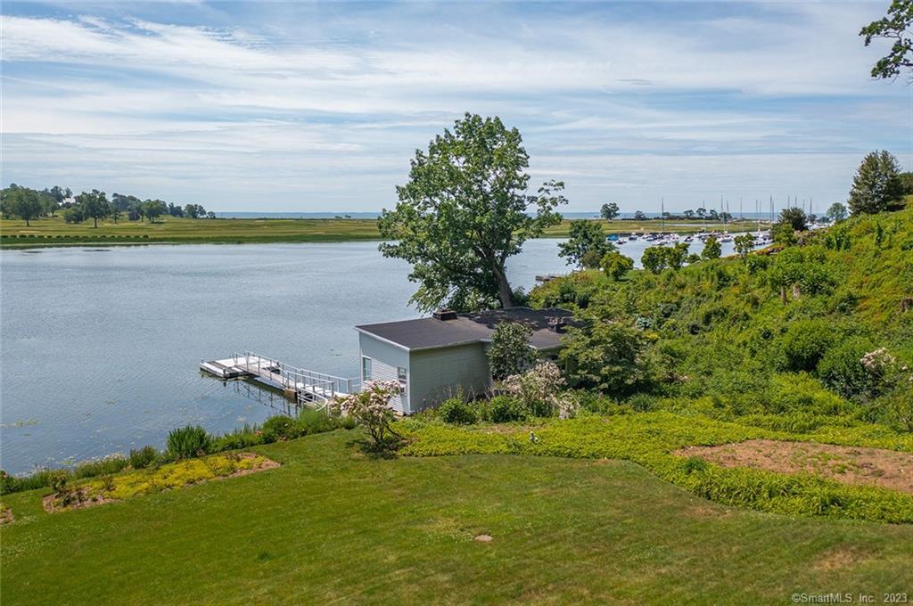 319 Harbor Road