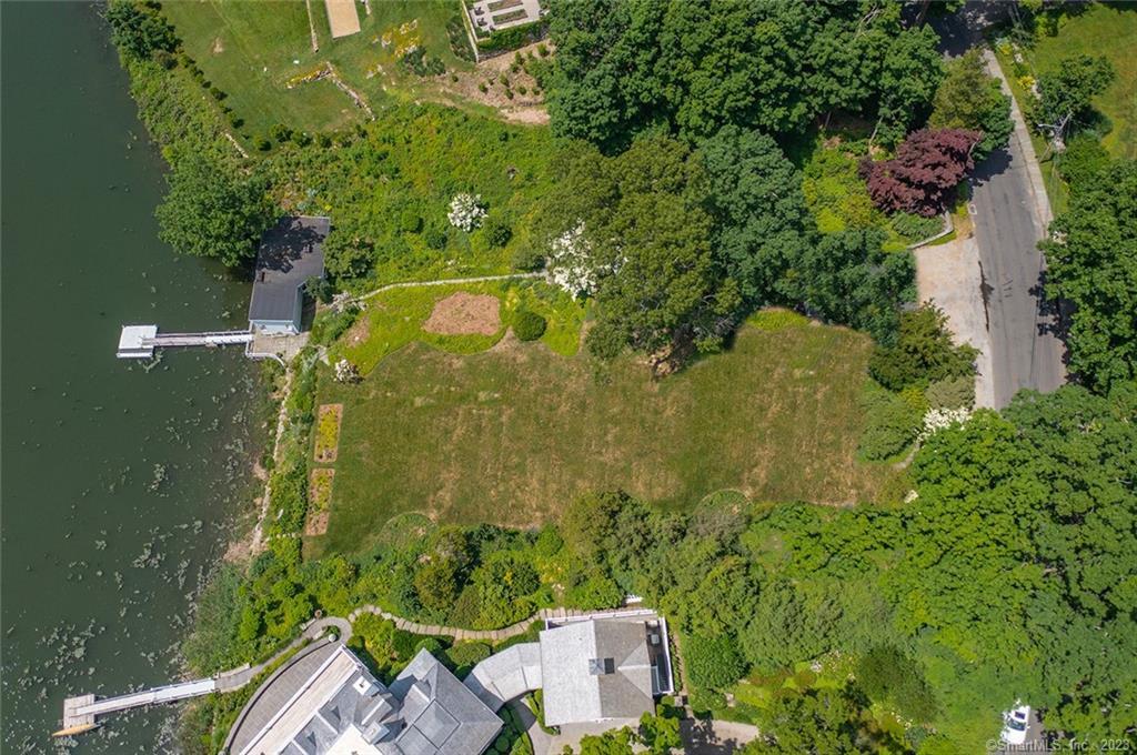 319 Harbor Road