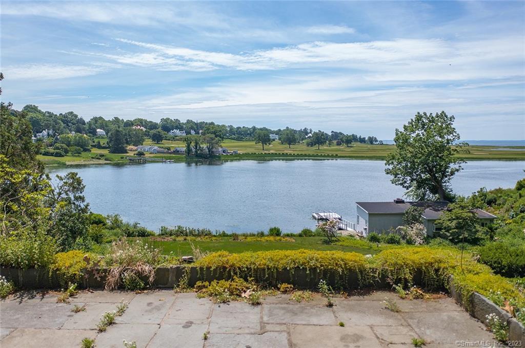 319 Harbor Road