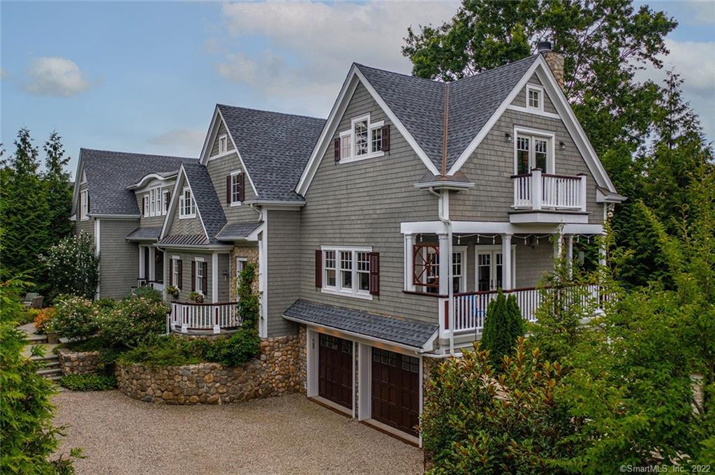 308 Compo Road South