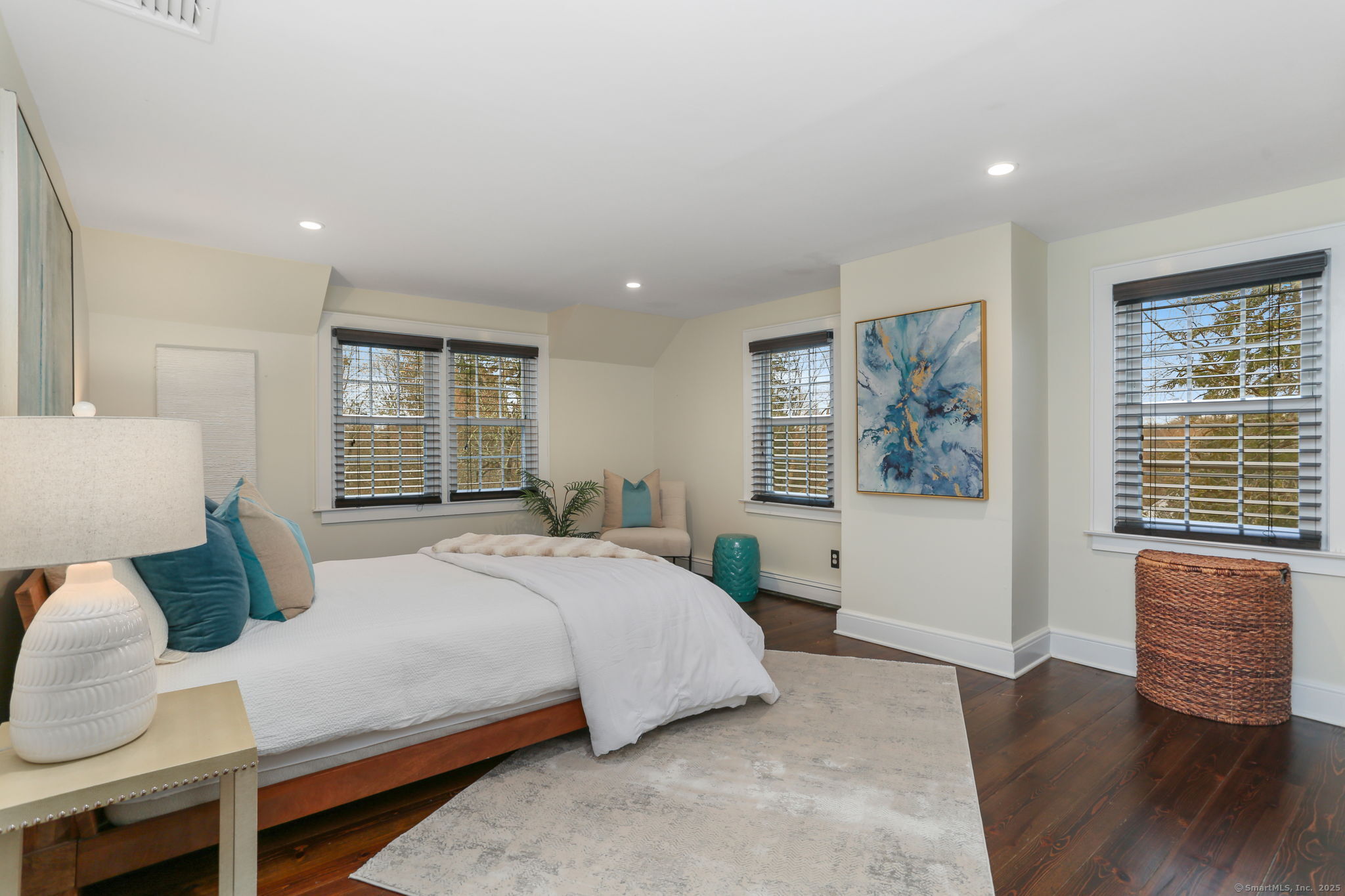 351 Hillside Road