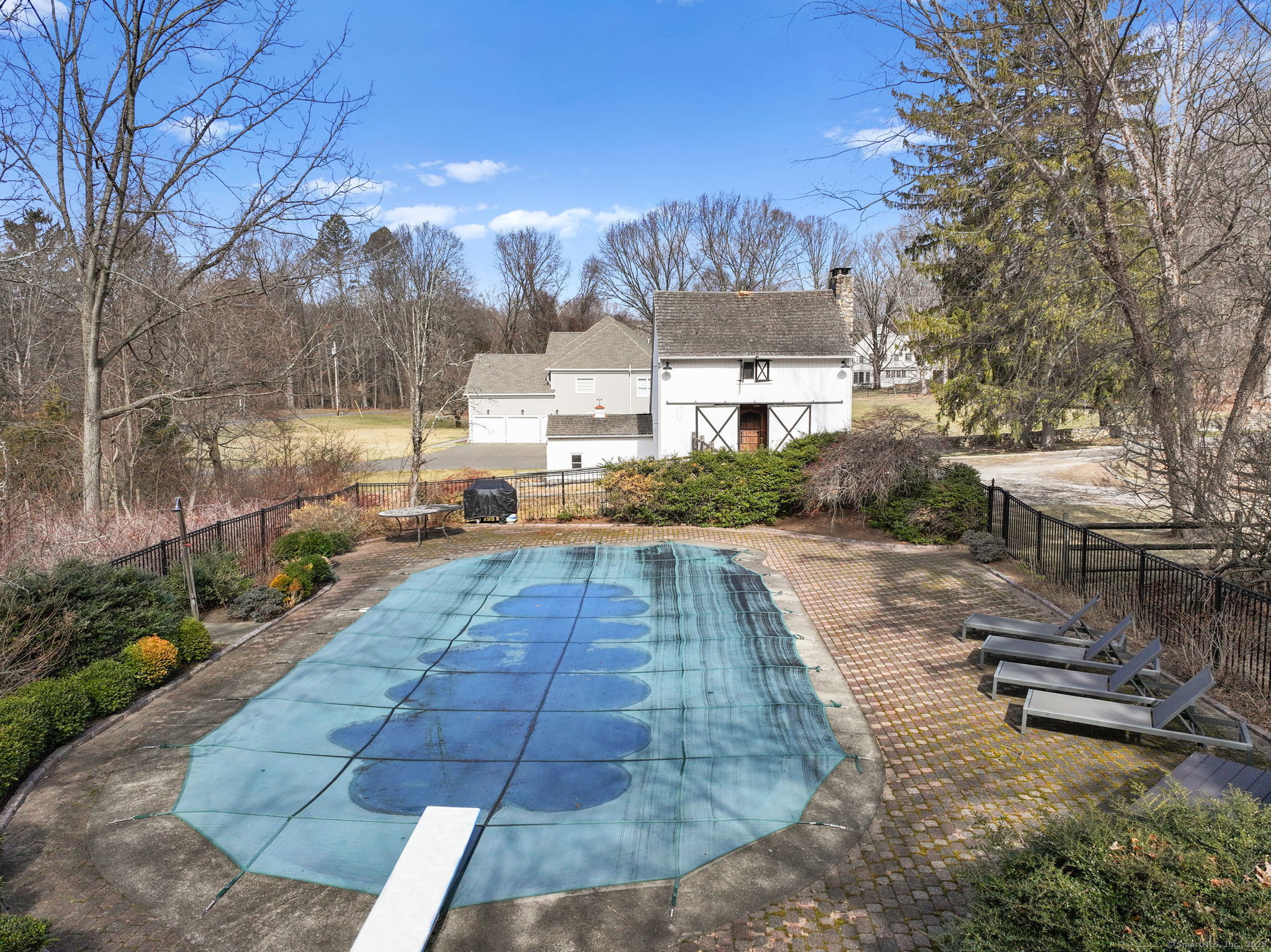351 Hillside Road