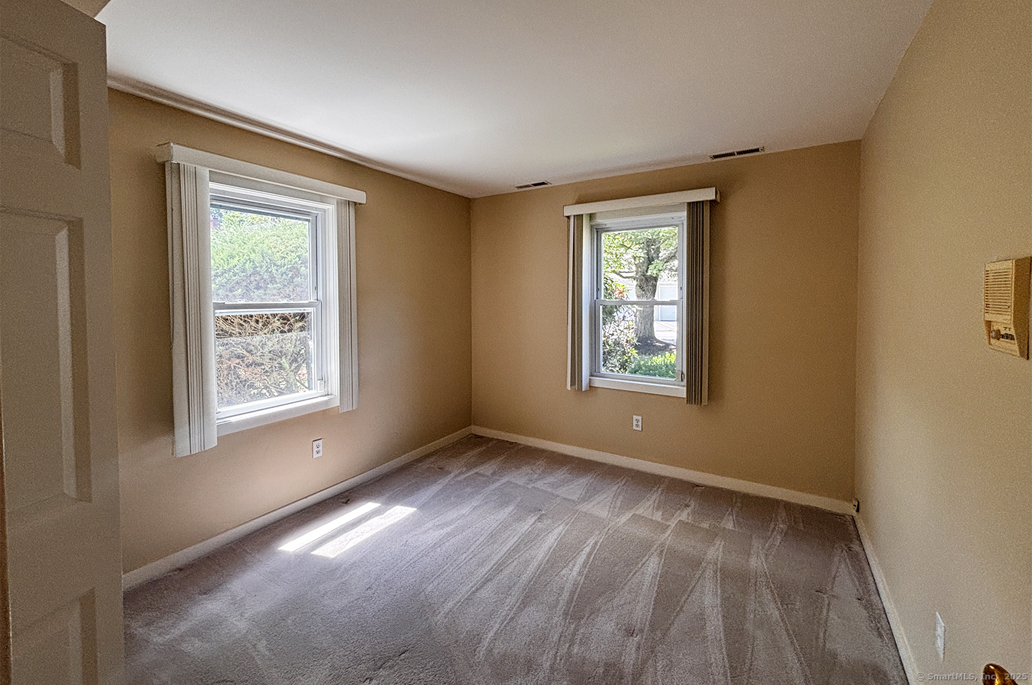 1 East Hayestown Road 25