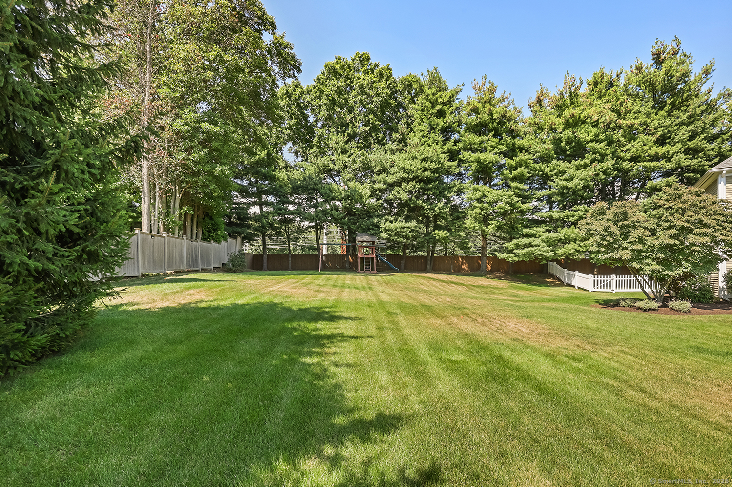 305 South Gate Lane