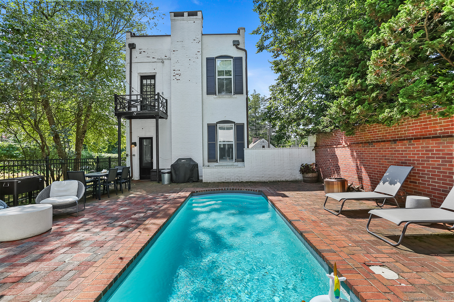 35 Rose Hill Road