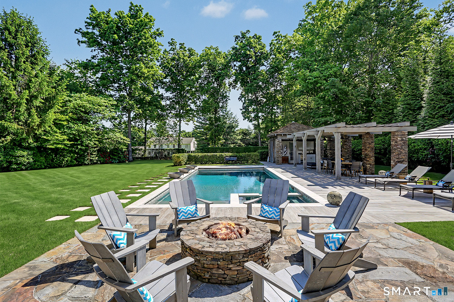 1061 Cedar Road