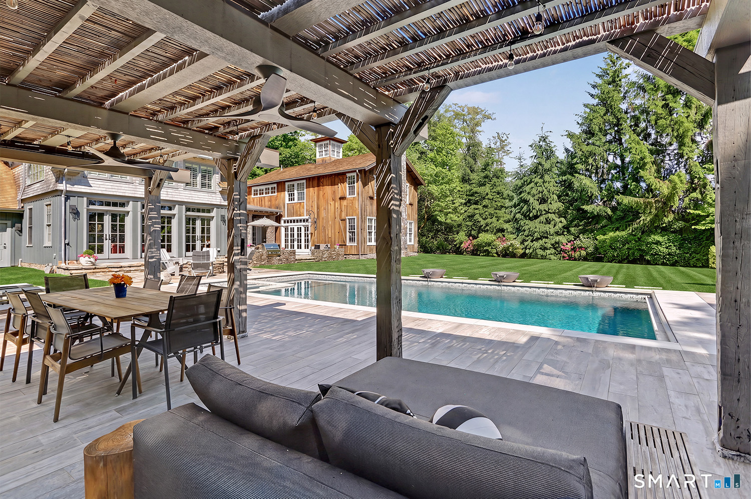 1061 Cedar Road