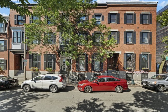 45 High St # 3