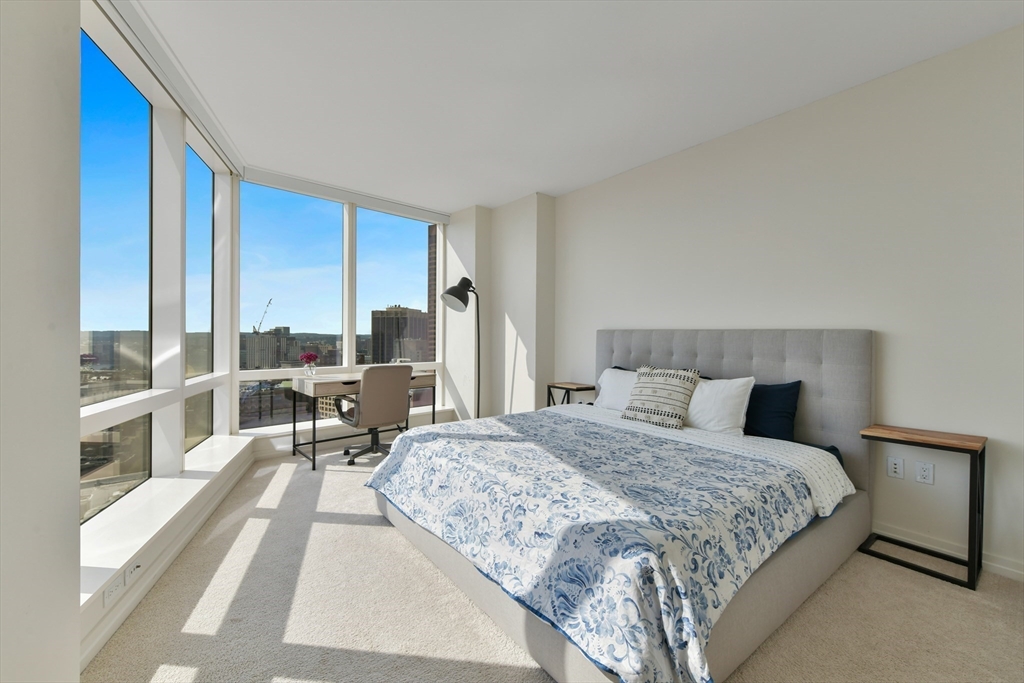 1 Franklin St # 2903