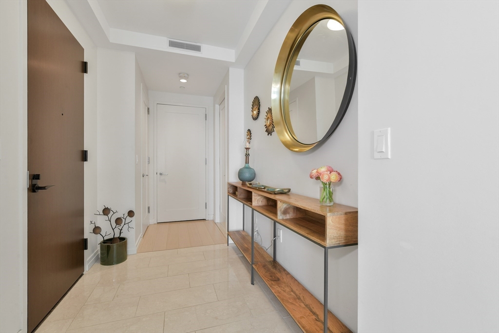 1 Franklin St # 2903