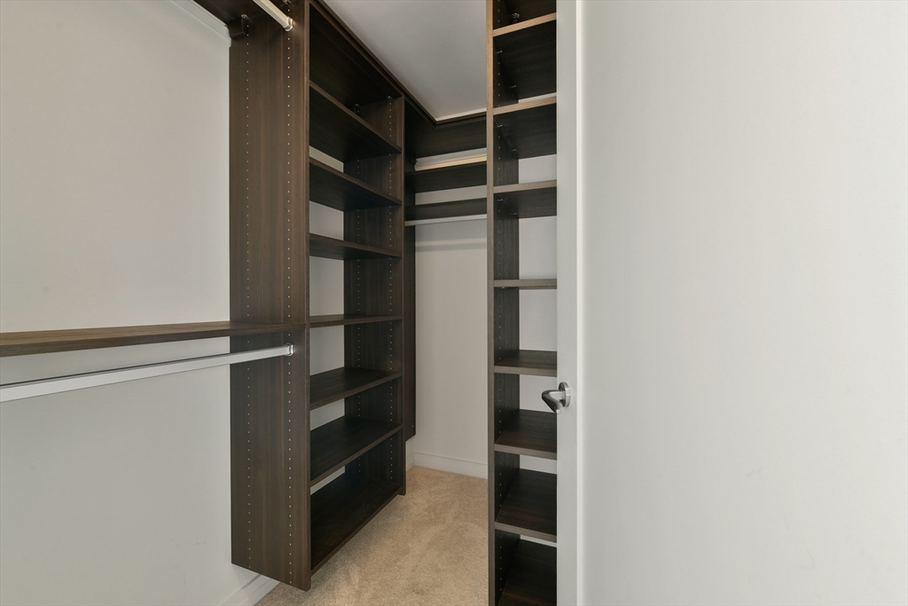 1 Franklin St # 2903