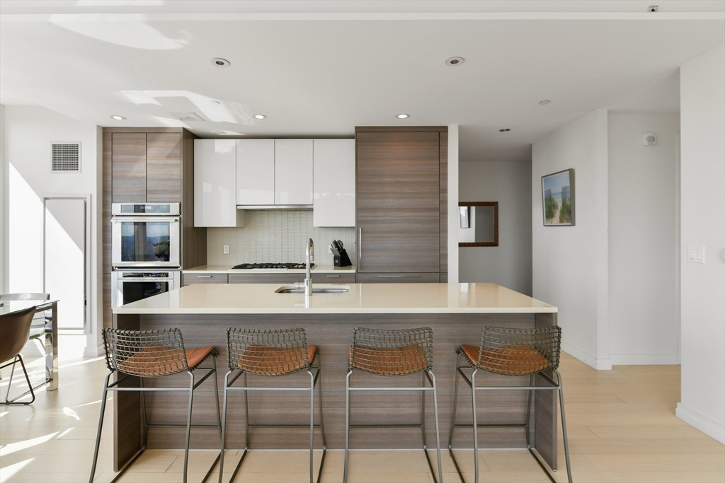 1 Franklin St # 2903