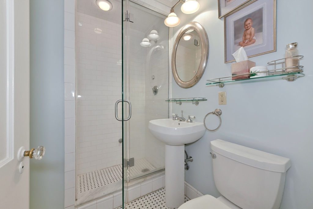 250 Commonwealth Avenue # 7